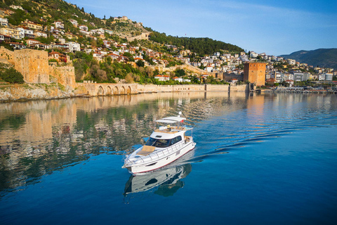 Alanya:Voordelig luxe jacht voor je speciale momenten