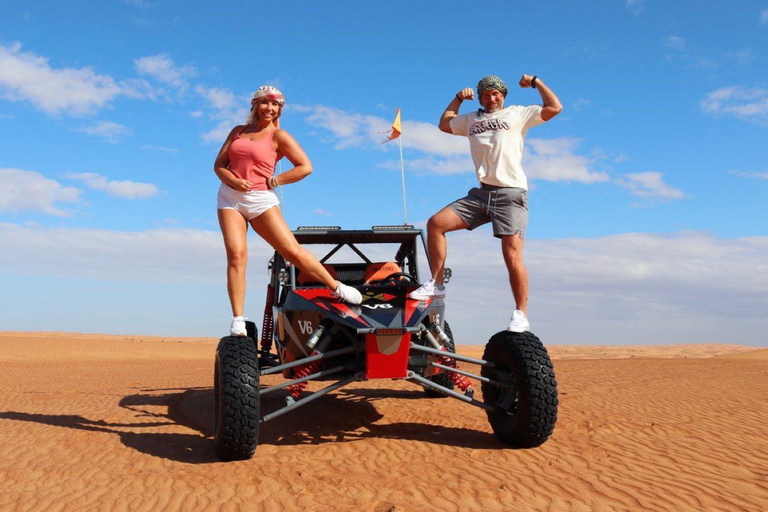 Passeio de buggy pelas dunas de 3000cc e jantar de luxo com churrasco no Heritage Camp