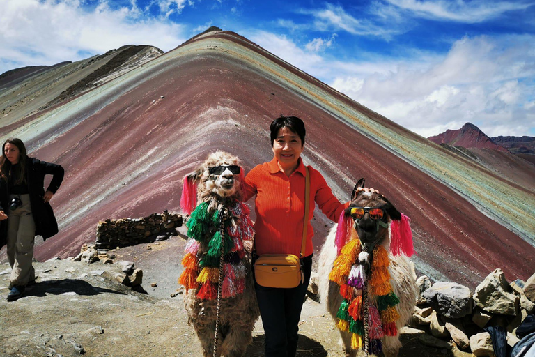 Caminhada na Montanha Arco-Íris e no Vale Vermelho - Grupo pequenoCusco: Caminhada na Montanha do Arco-Íris e no Vale Vermelho com almoço