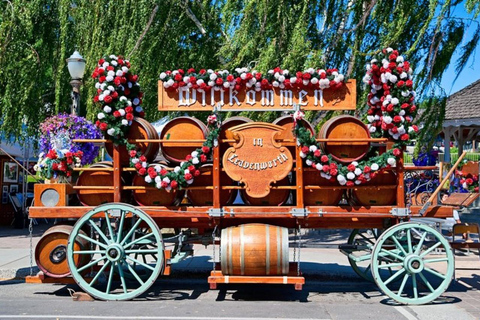 Seattle: Snoqualmie Falls and Leavenworth Day Trip