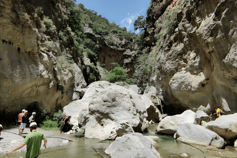 Sarakina-Schlucht - Wander- und Badeabenteuer im Süden Kretas