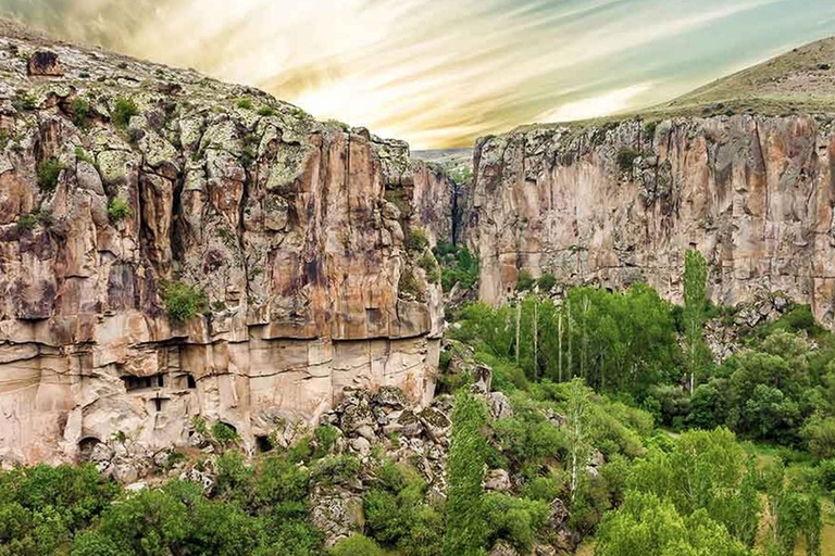 ¡Excursión de 2 días a Capadocia con almuerzo!Excursión de 2 días a Capadocia con almuerzo y entradas