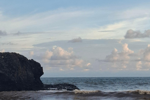 La Libertad Beaches Tour with MealsPicnic Incluided