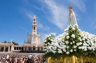 Von Lissabon aus: Fátima, Nazaré, Batalha, und Óbidos Geführte Tour