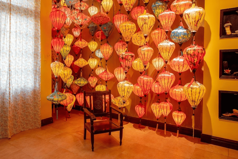 Da Nang: AO DAI Experience Ticket AO DAI Experience in Da Nang (Min 5 Pax)