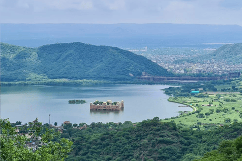 Jaipur Private City Tour with Guide, Car & Skip-the-Line