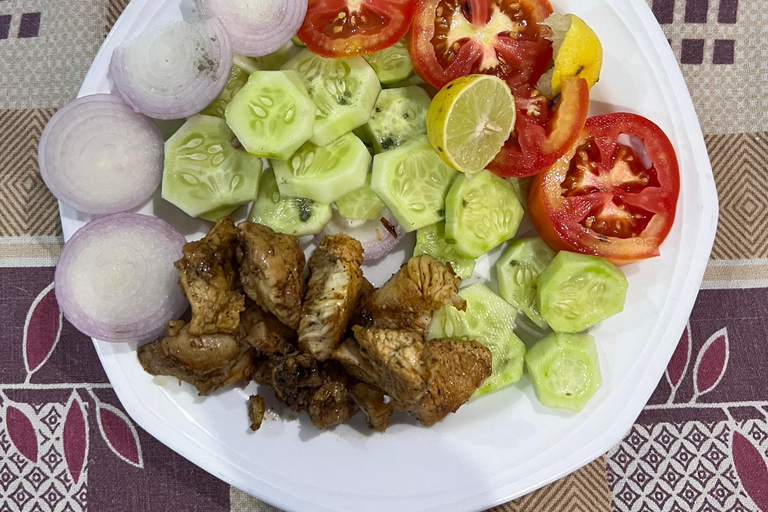 Dîner avec une famille indienne locale dans une maison indienneDîner végétarien