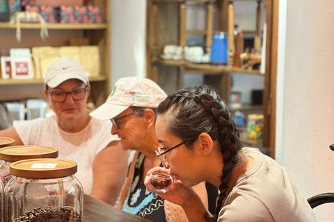 Hoi An: Hand-on Making Vietnamese Coffee Class & Culture