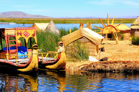 Uros & Taquile: Culture, Textiles & Photography