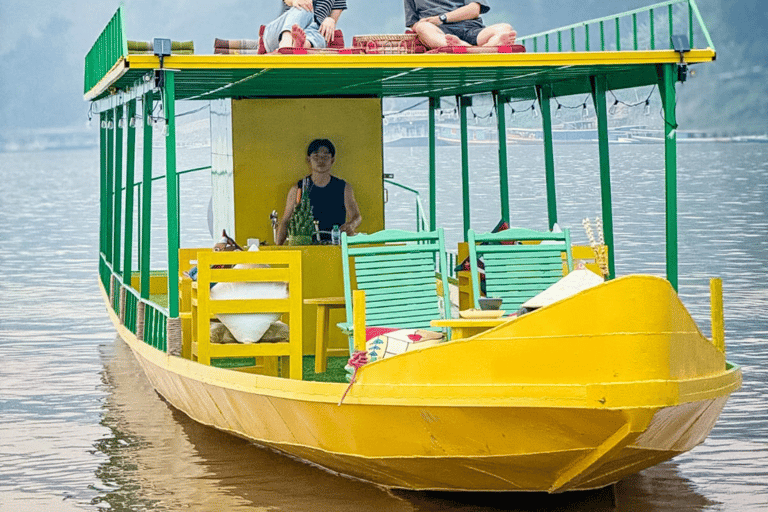 Two Rivers Sunset Cruise in Luang Prabang with Food & Drinks