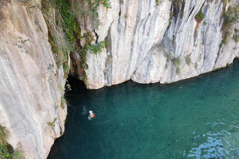 Z Walencji: Termalne wody i wodospady