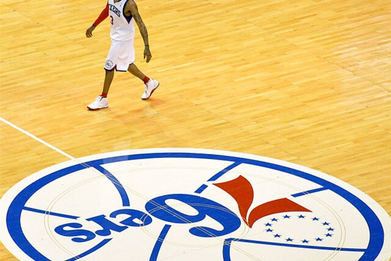 Philadelphia: Philadelphia 76ers Basketball Game Ticket Lower Baseline