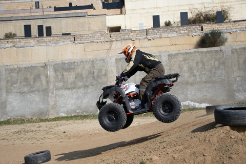 Baku: Quadro Safari - In the City Center