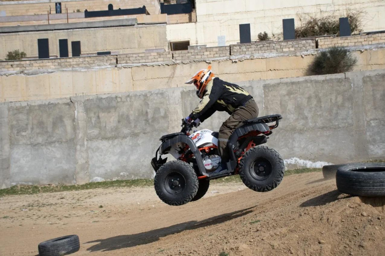 Baku: Quadro Safari - In the City Center