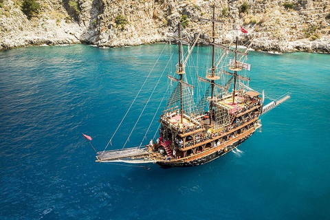 Wycieczka piracka łodzią w Icmeler, lunch i napoje bez ograniczeńRejs piracki w Icmeler, lunch i napoje bez ograniczeń