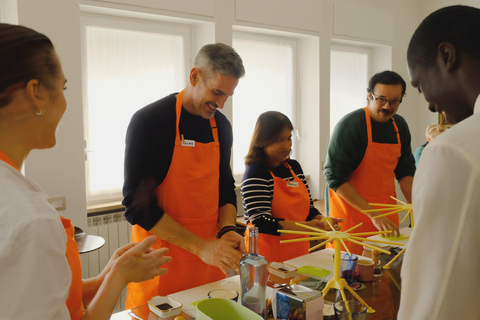 Milano: Corso di cucina di pasta, ravioli e gelati con pasto