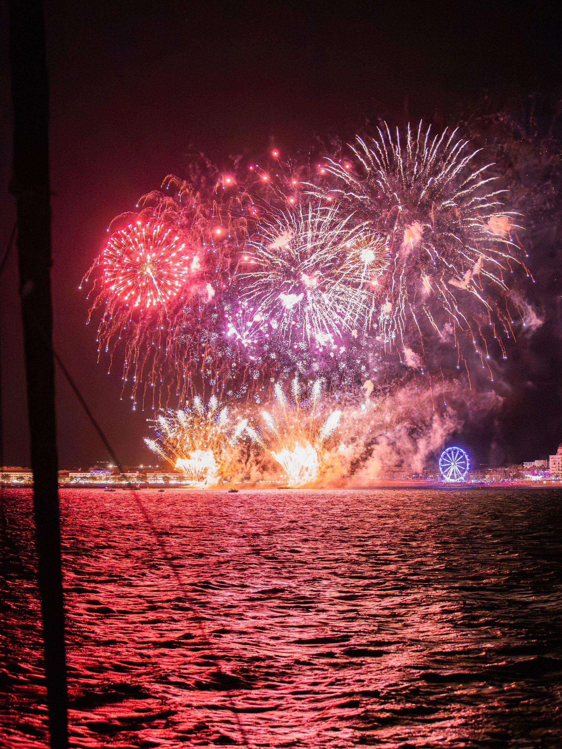 Hyères: Abend mit Dinner und Feuerwerk