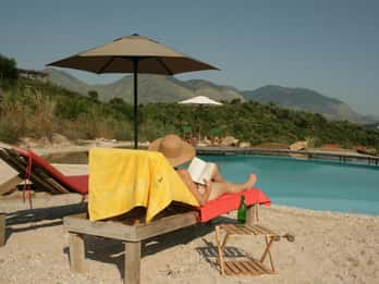 Saranda: Farm Day! Gourmet Lunch, Tour & Cooking Class!