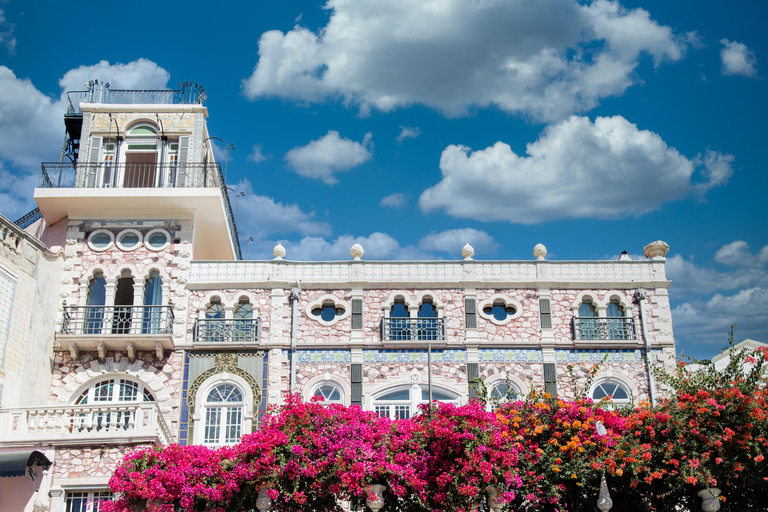 Lisbon: Old Town Tuk-Tuk Tour. Lisbon: Private Guided Historical Old Town Tour by Tuk-Tuk