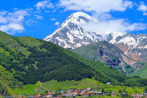 Tbilisi: 4-Day Georgia and Armenia Tour with Wine Tasting