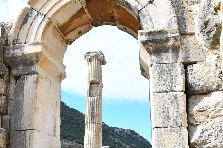 Tour giornaliero di Efeso e Pamukkale da Istanbul con volo di andata e ritorno