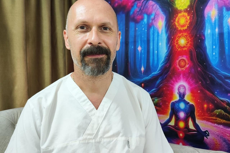 Tbilisi: Photo Walk, Sulfur Bath & Energy Healing Massage