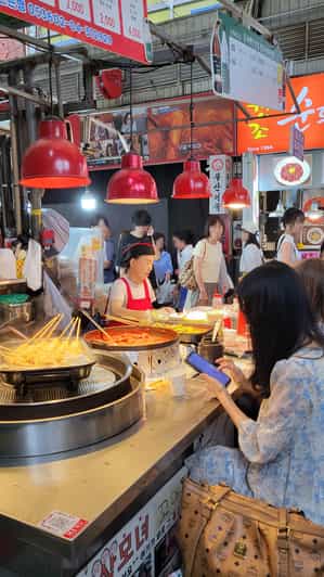 Seoul Gwangjang Market Foody Walking Tour