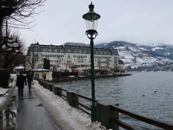 Zell am See Christmas Magic: A Private Walking Tour