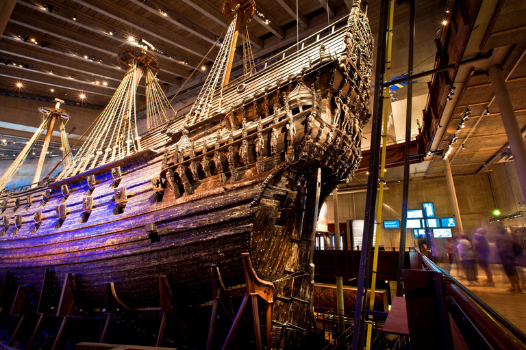 Wandeltour door Djurgården, Skansen en Vasa Museum Stockholm2 uur: Kungliga Djurgarden Tour