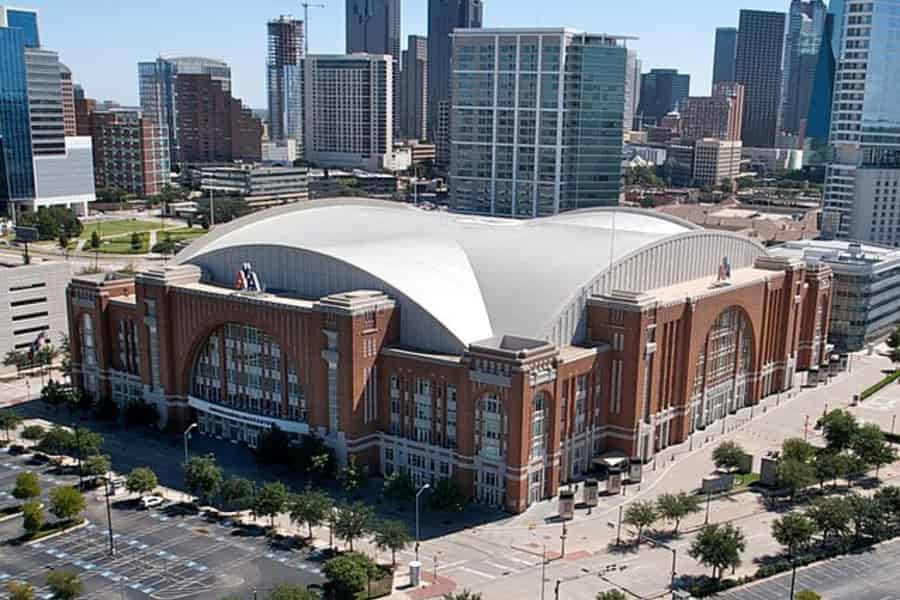 Dallas: Dallas Mavericks Basketball Spiel Ticket. Foto: GetYourGuide