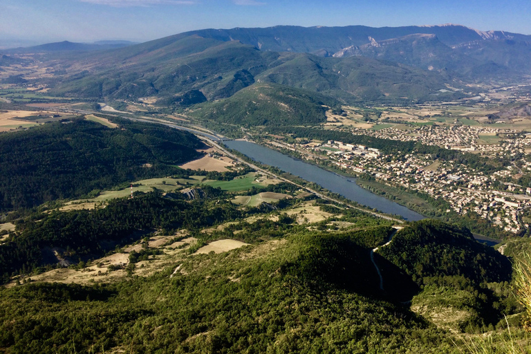 Vertigo hike: the Trou de l'Argent cave from Sisteron