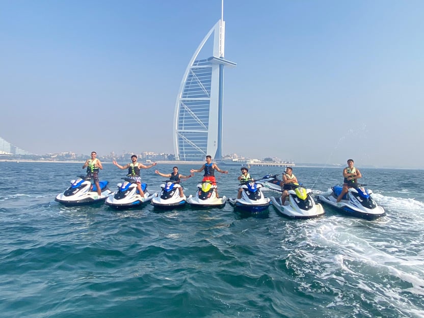 Dubái: tour en moto acuática por el Burj Al Arab con sorbete de vainilla gratis