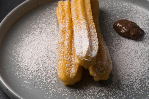 Madrid: Luxury Food Tour with Free Flowing Fine Wine
