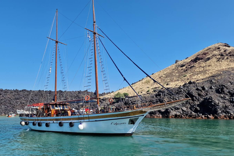 Santorini: Sunset Cruise