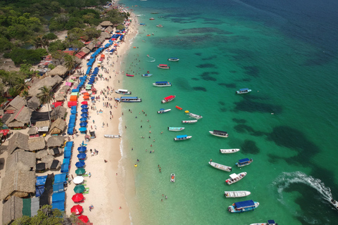 Cartagena: ¡Excursión de un día Glamping Gerónimo en Barú en lancha rápida!