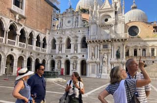 Venedig: Private Tour mit Dogenpalast, Markusdom und Gondel