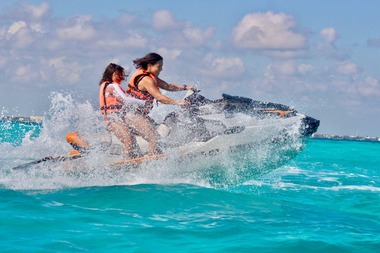 Cancun: Jet Ski Rental in Ocean Side