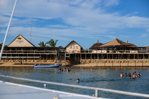 Maputo: Whale Watching, Day Trip