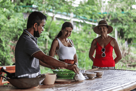 Phuket Elephant Nature Reserve - Halve dag olifantenavontuur