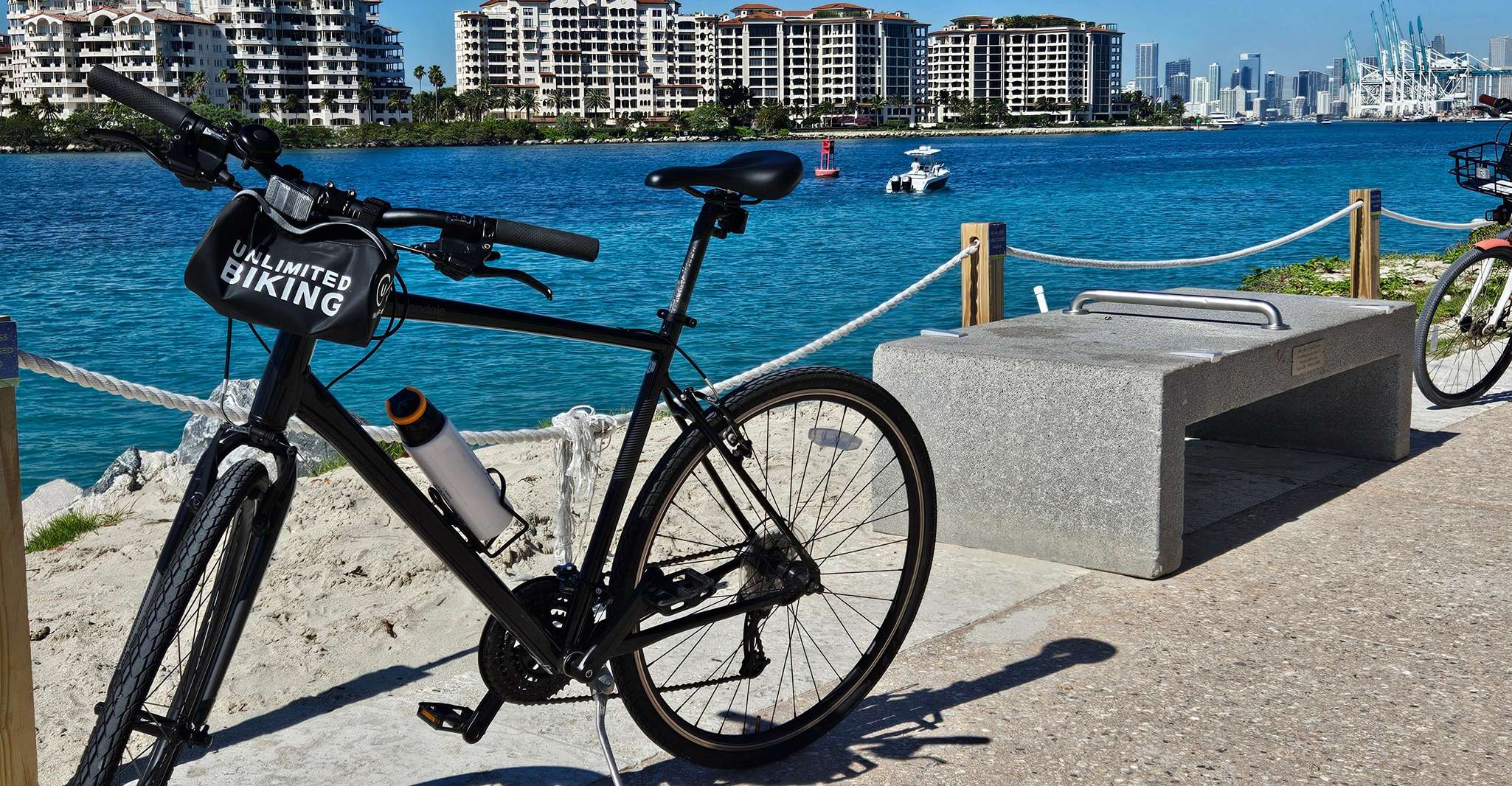 Miami Beach: City Highlights Guided Bike or eBike Tour photo 18