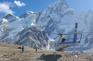 Everest Helikopter Tour mit Landung in Kalapathar 5550 Mtrs