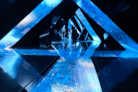 迪拜：AYA宇宙 + 接送服务