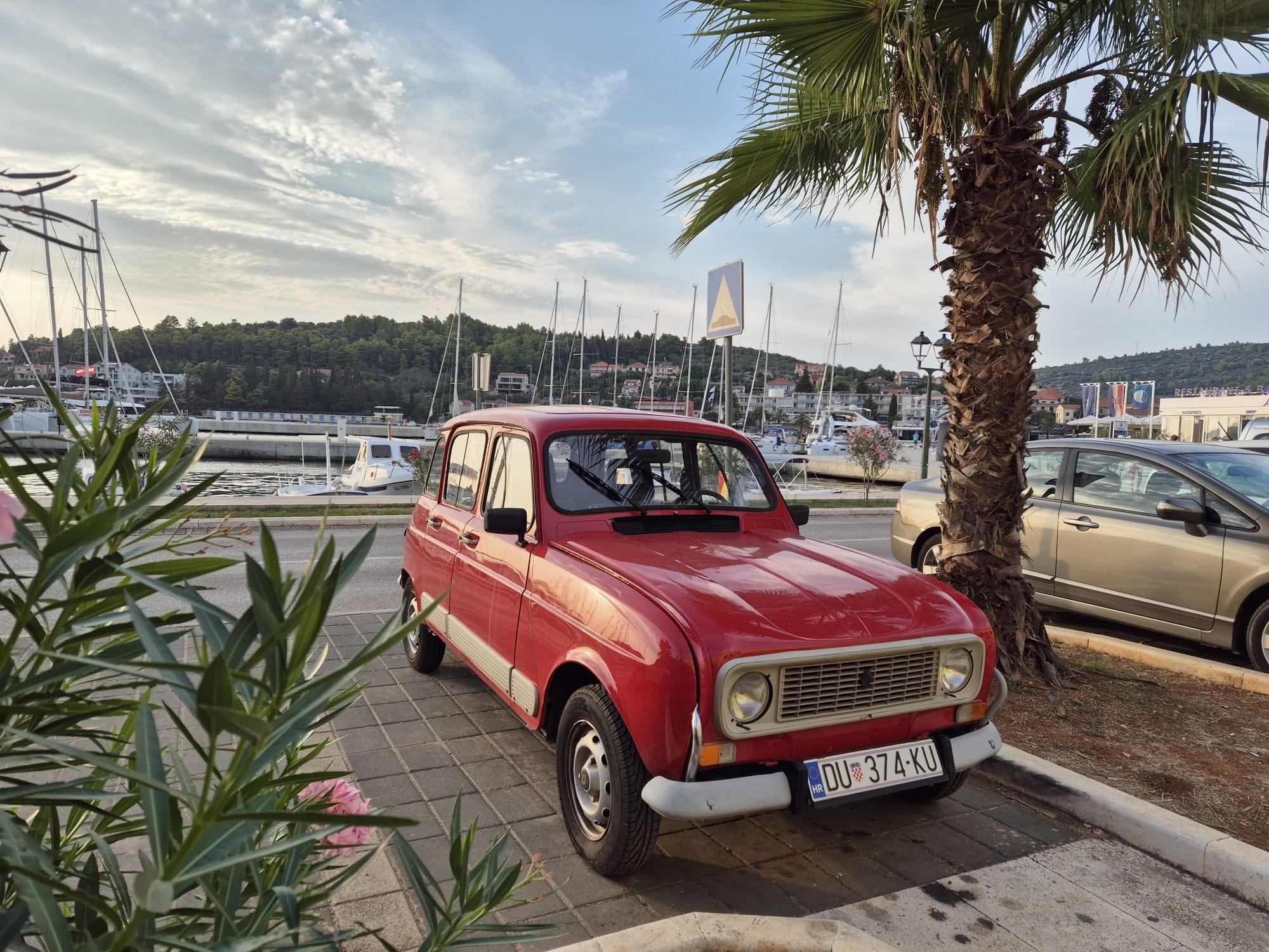Korčula: Oldtimer-Tour mit Wein- und Olivenölverkostung