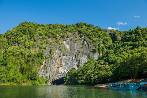 Transfert en bus de Hue à Phong Nha avec visites touristiques