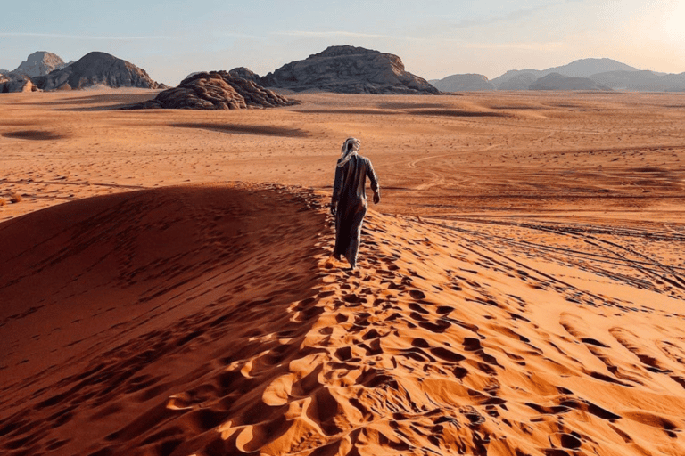 Désert du Wadi Rum : visite d&#039;une demi-journée en jeep (matin ou coucher de soleil)