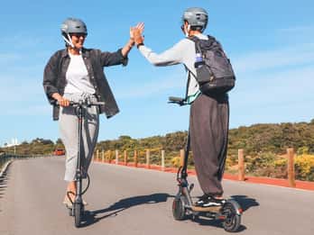 Ferragudo: Scooters eléctricos para una divertida aventura en el pueblo