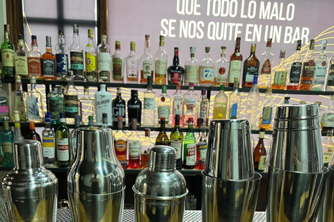 Bogota: Cocktail-Making Class at Instituto del Cóctel