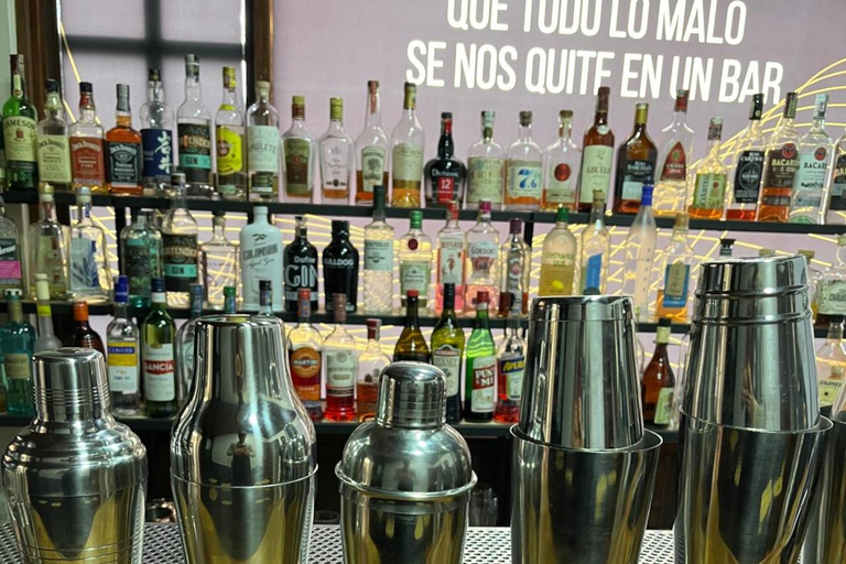 Bogota: Cocktail-Making Class at Instituto del Cóctel
