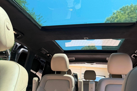 OTP Bucharest Private Airport Pick up with City tour