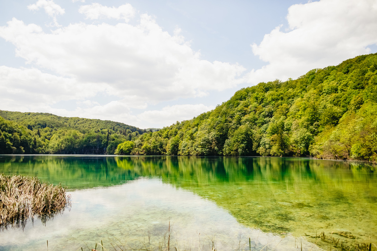 Depuis Split ou Trogir : Visite des lacs de Plitvice avec billets d&#039;entréeDe Split ou Trogir : journée aux lacs de Plitvice